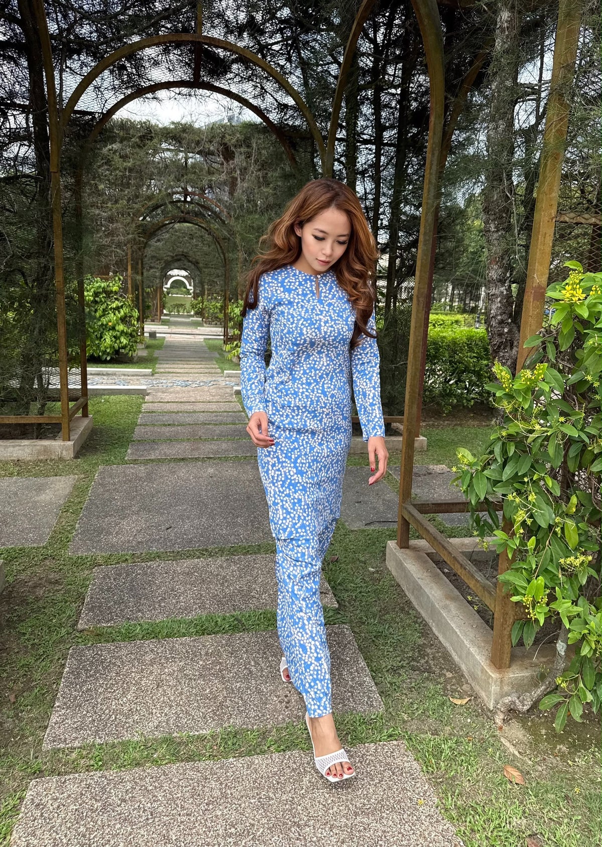 Kurung Seri Aira